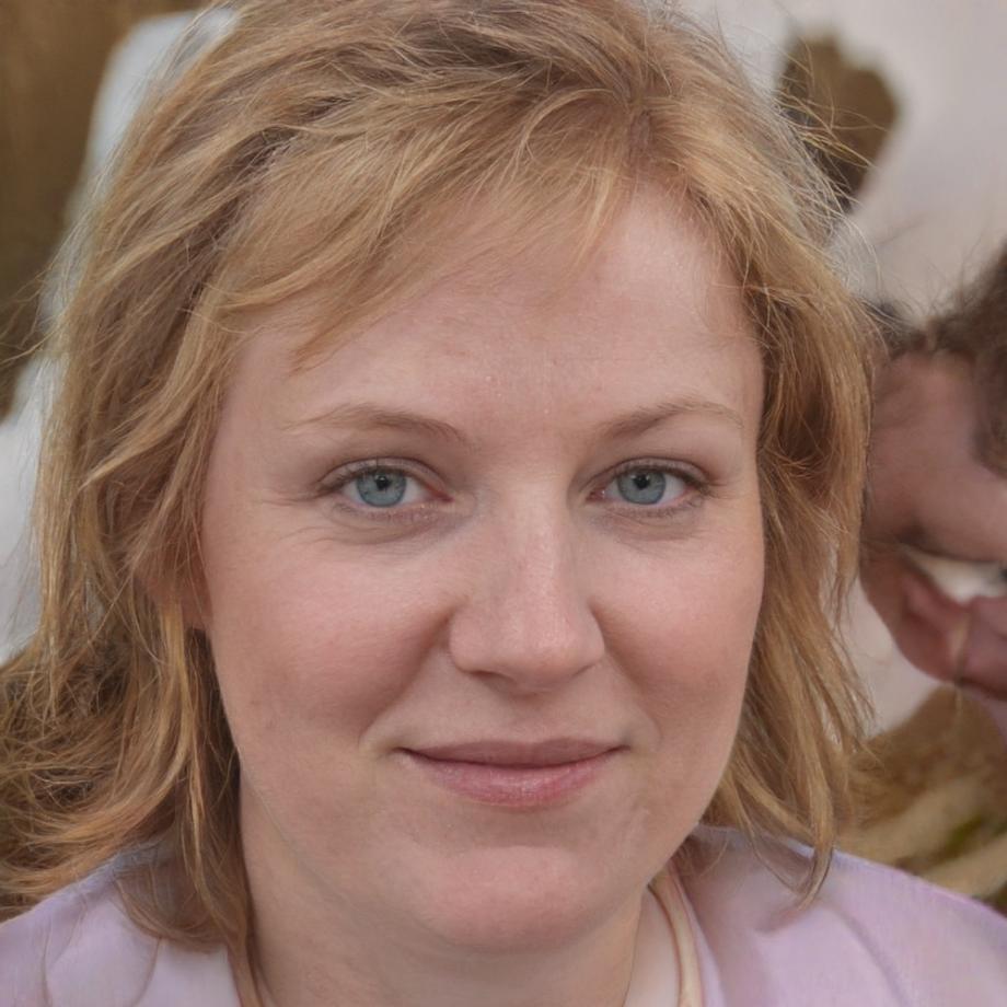 Анна Коэн, основательница EcoTech Solutions